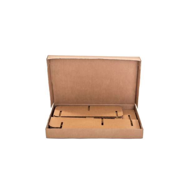 בית קרטון בינוני