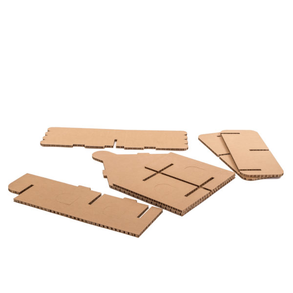 בית קרטון בינוני