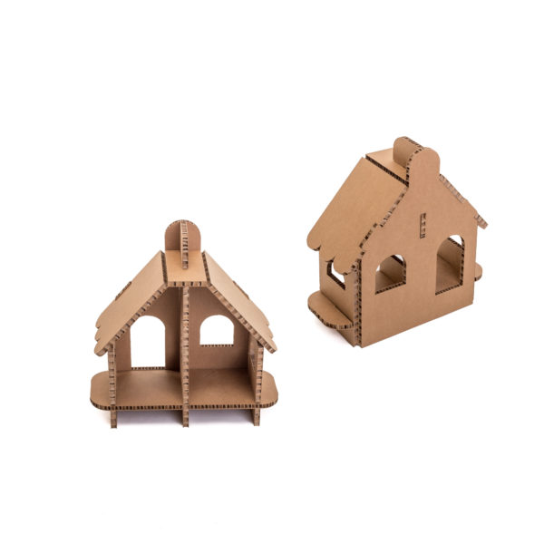 בית קרטון קטן